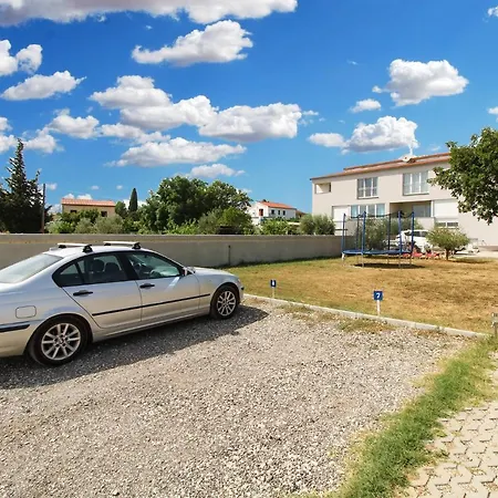 Miro 2185 Apartment *